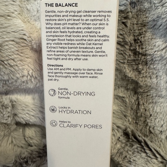 BeautyBio - The Balance pH Balancing Gel Cleanser - NIB 6 fl oz - Retail - $36 - Picture 4 of 7